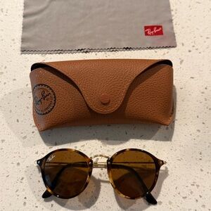 Ray-Ban round fleck sunglasses - brown Havana